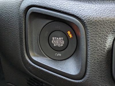 2024 Jeep Wrangler - Photo 28