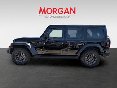 2024 Jeep Wrangler - Photo 9
