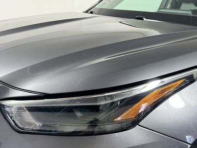 2022 Toyota Highlander - Photo 9