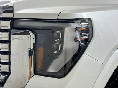 2024 GMC Sierra 3500HD - Photo 9