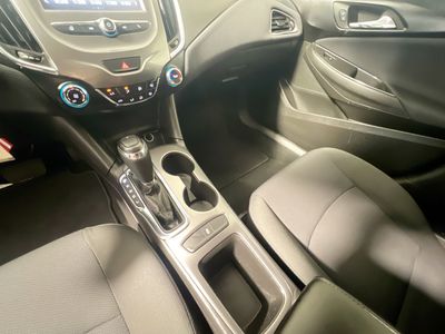 2017 Chevrolet Cruze - Photo 20