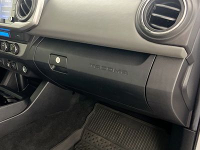 2022 Toyota Tacoma - Photo 30