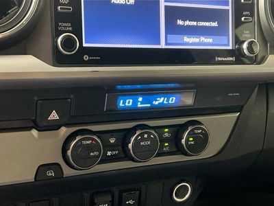 2022 Toyota Tacoma - Photo 22