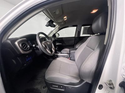 2022 Toyota Tacoma - Photo 12