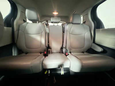 2024 Toyota Sienna - Photo 29
