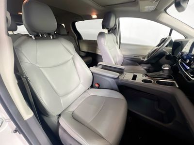 2024 Toyota Sienna - Photo 27