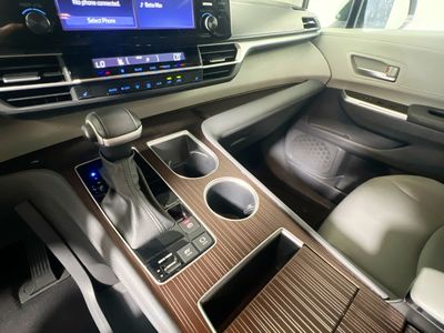 2024 Toyota Sienna - Photo 22