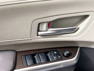 2024 Toyota Sienna - Photo 14