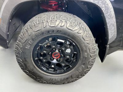 2024 Toyota Tundra - Photo 11