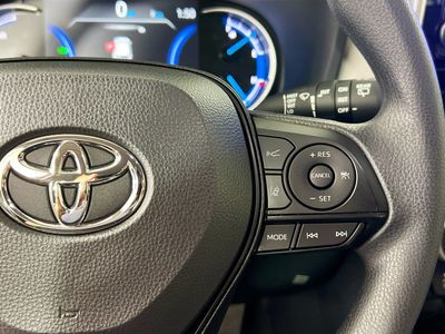 2025 Toyota RAV4 Hybrid - Photo 17