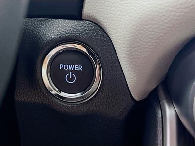 2025 Toyota RAV4 Hybrid - Photo 20