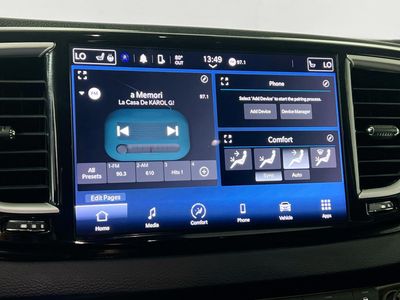 2023 Chrysler Pacifica - Photo 24