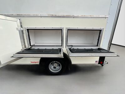 2022 Chevrolet Express 3500 — photo 31 view