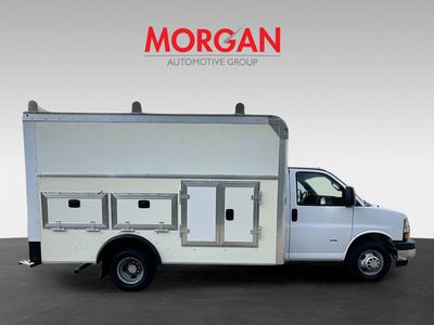 2022 Chevrolet Express 3500 — side profile view