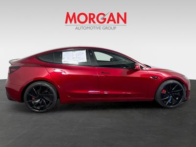 2024 Tesla Model 3 - Photo 2