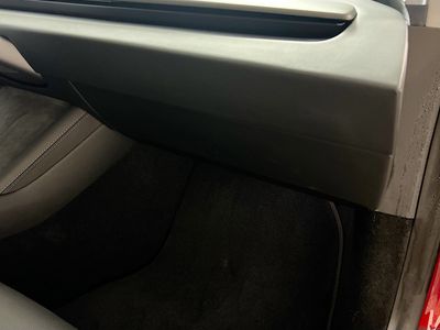 2024 Tesla Model 3 - Photo 30