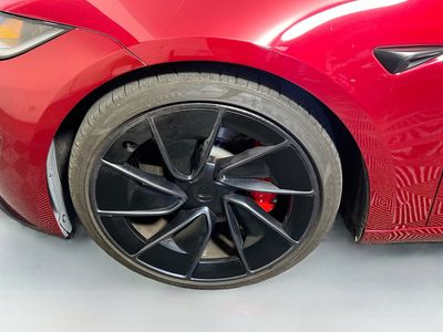 2024 Tesla Model 3 - Photo 11