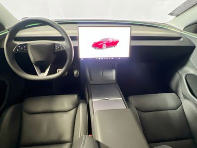 2024 Tesla Model 3 - Photo 25