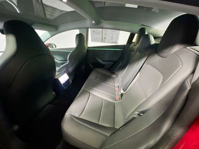 2024 Tesla Model 3 - Photo 24