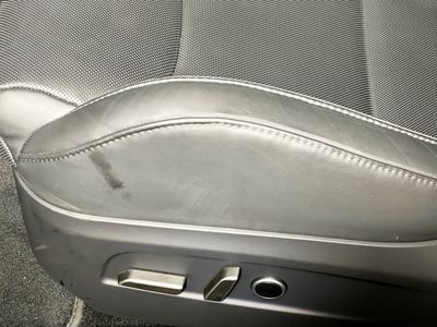 2024 Tesla Model 3 - Photo 13