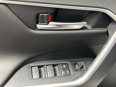 2024 Toyota RAV4 Prime - Photo 14