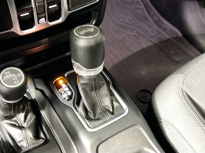 2023 Jeep Wrangler - Photo 21