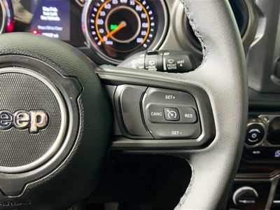 2023 Jeep Wrangler - Photo 17