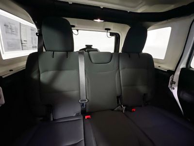2023 Jeep Wrangler - Photo 29