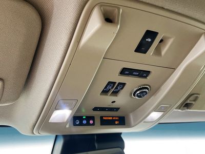 2017 Cadillac Escalade ESV - Photo 18