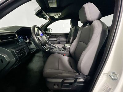 2024 Toyota Tacoma - Photo 6