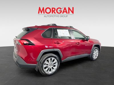 2025 Toyota RAV4 - Photo 3
