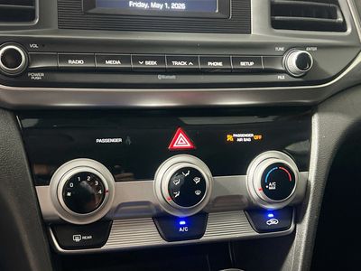 2019 Hyundai Elantra - Photo 22
