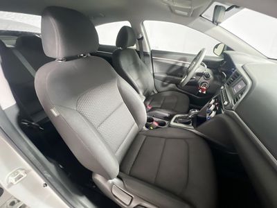 2019 Hyundai Elantra - Photo 26