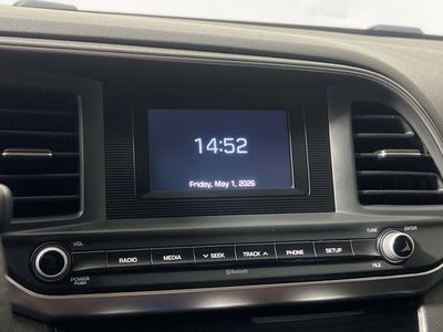 2019 Hyundai Elantra - Photo 23