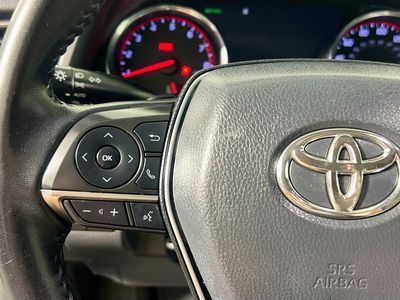 2019 Toyota Camry - Photo 16