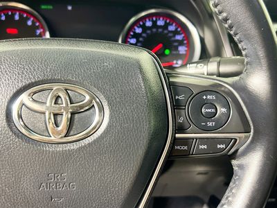 2019 Toyota Camry - Photo 17