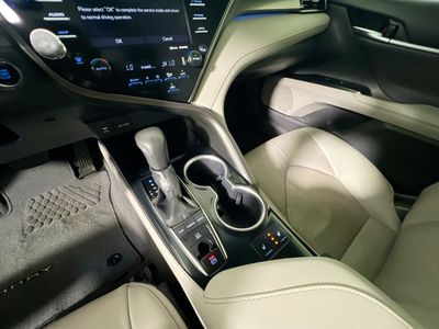 2019 Toyota Camry - Photo 22