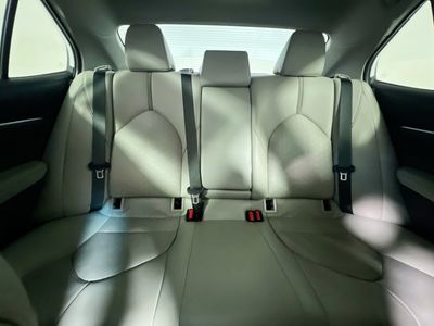 2019 Toyota Camry - Photo 29