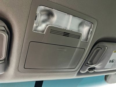 2015 Toyota Camry - Photo 18