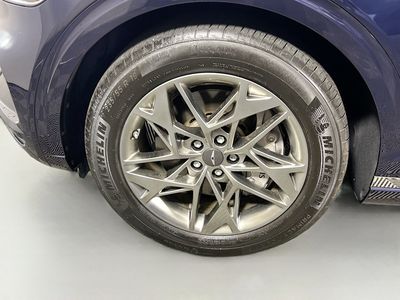 2025 Genesis GV70 - Photo 16