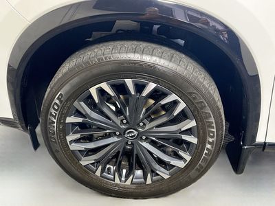 2024 Nissan Rogue - Photo 11