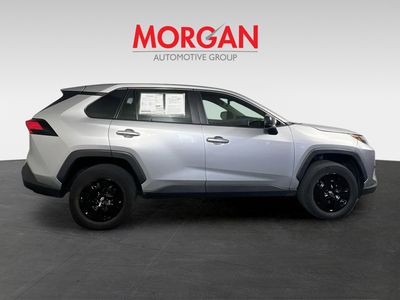 2024 Toyota RAV4 - Photo 2