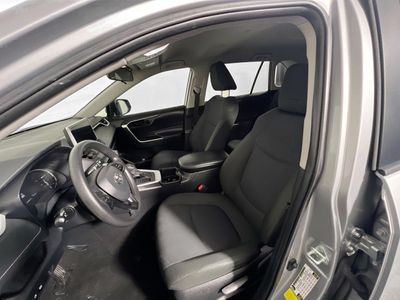 2024 Toyota RAV4 - Photo 12