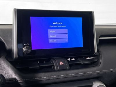 2024 Toyota RAV4 - Photo 23