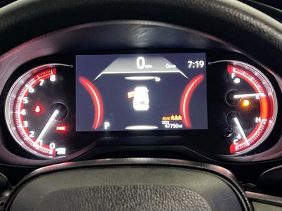 2024 Toyota RAV4 - Photo 19