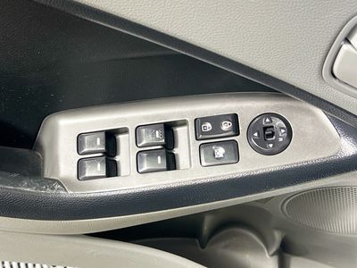 2017 Kia Forte - Photo 13