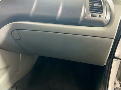 2017 Kia Forte - Photo 28