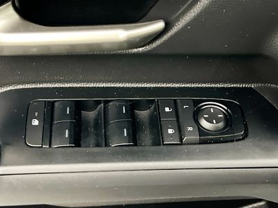2024 Toyota Tacoma - Photo 14