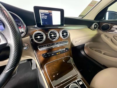 2017 Mercedes-Benz GLC - Photo 22