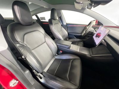 2024 Tesla Model 3 - Photo 26